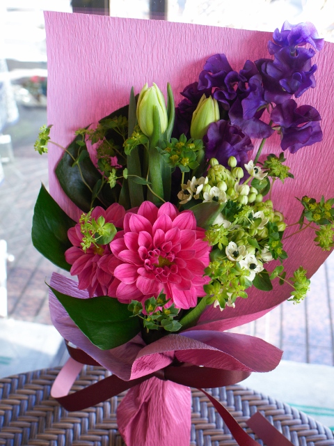 ちゃこ様ご確認用＊ビューティーダリアのブーケ＊お花 flower shop シャムロック｜新宿,四谷,四谷二丁目のお花屋さん